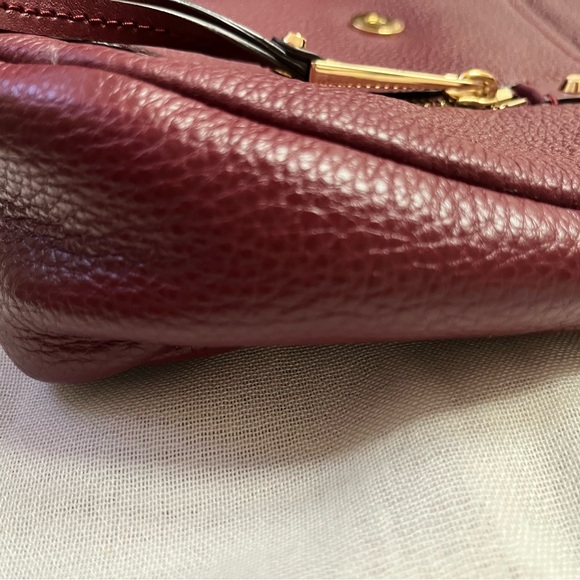 Michael Kors Evie leather medium shoulder bag with flap in Burgundy EC - Picture 6 of 12